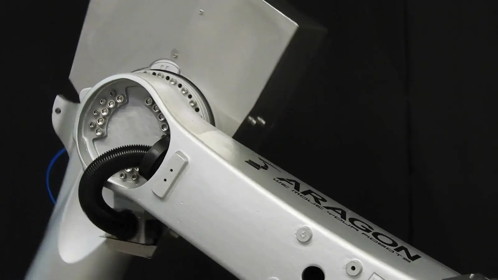 ARAGON robot maintenance workshop